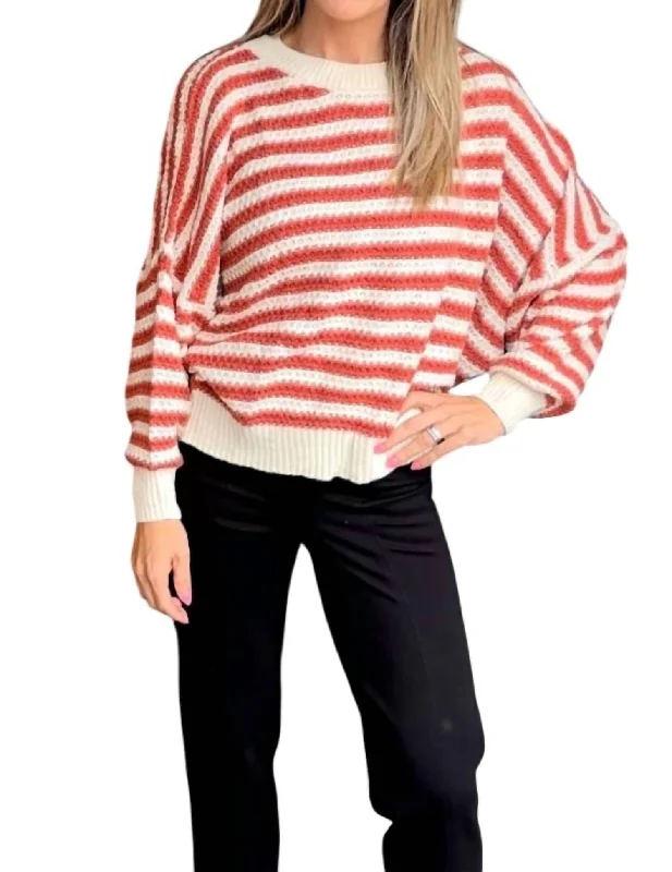 Women's Ribbed Pleated Pullovers-Striped Crochet Sweater In Rust