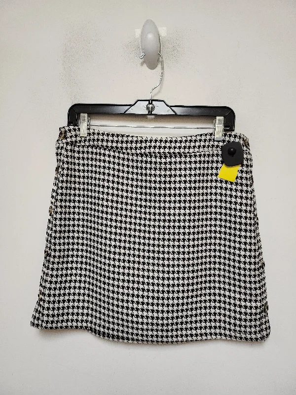 Women's Polka Dot Skirts-Skirt Mini & Short By Sugar Lips In Black & White, Size: 8