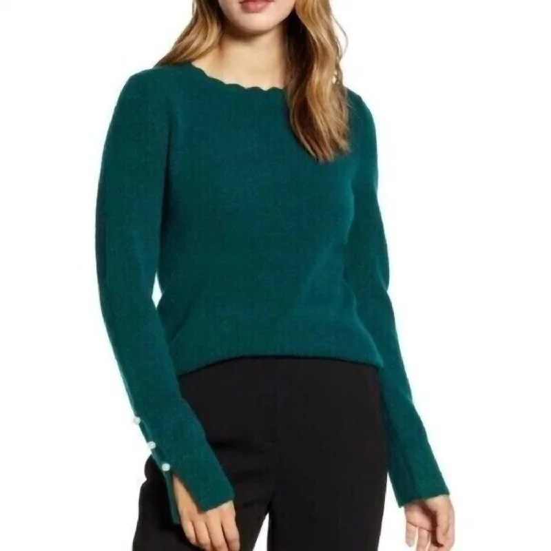 Women's Satin A-Line Pullovers-Scallop Crew Neck Sleeve Pullover Sweater In Green