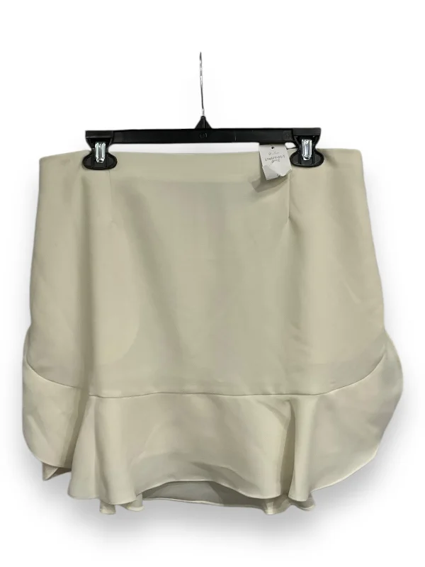 Women's Tiered Skirts-Skirt Mini & Short By Banana Republic In Cream, Size: 12