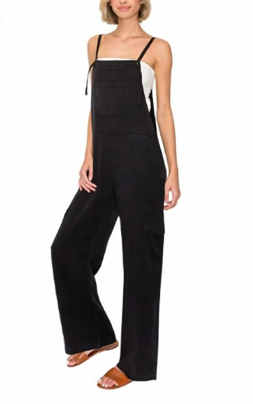 Women's Vintage Pants-Around Town Wide Leg Cargo Overalls In Black