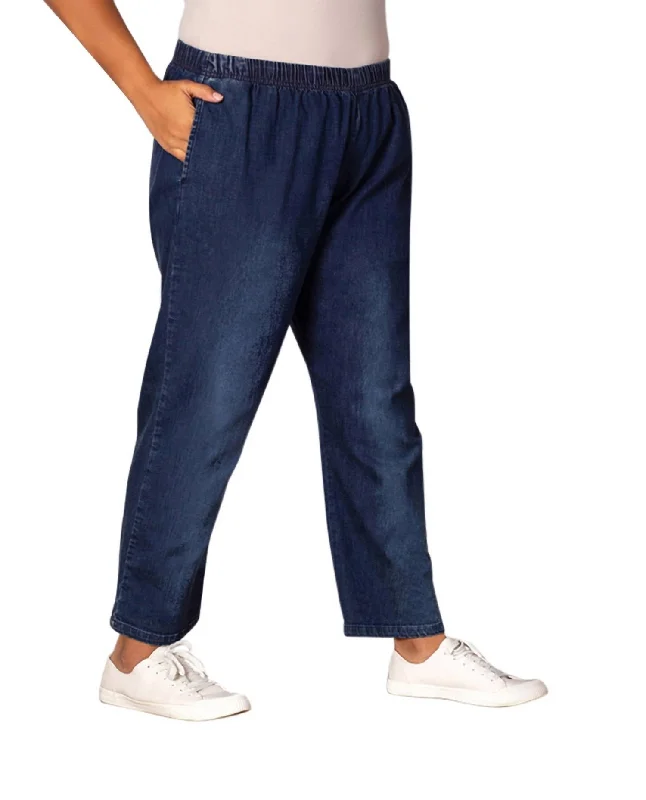 Women's Trendy Pants-Plus Size Relaxed Leg Premium Denim Jeans In Dark Wash Denim